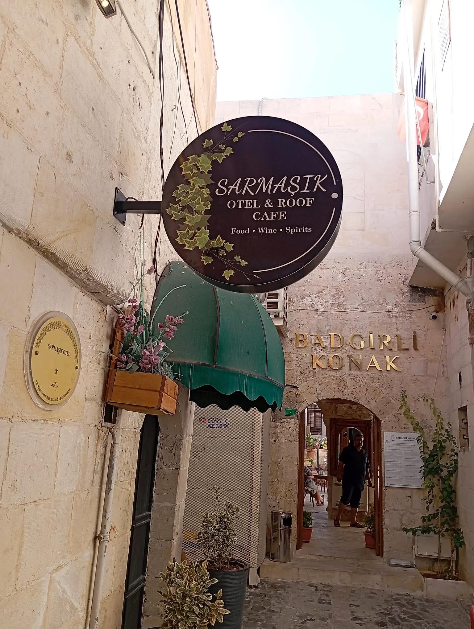 Sarmaşık — Fener Tabela