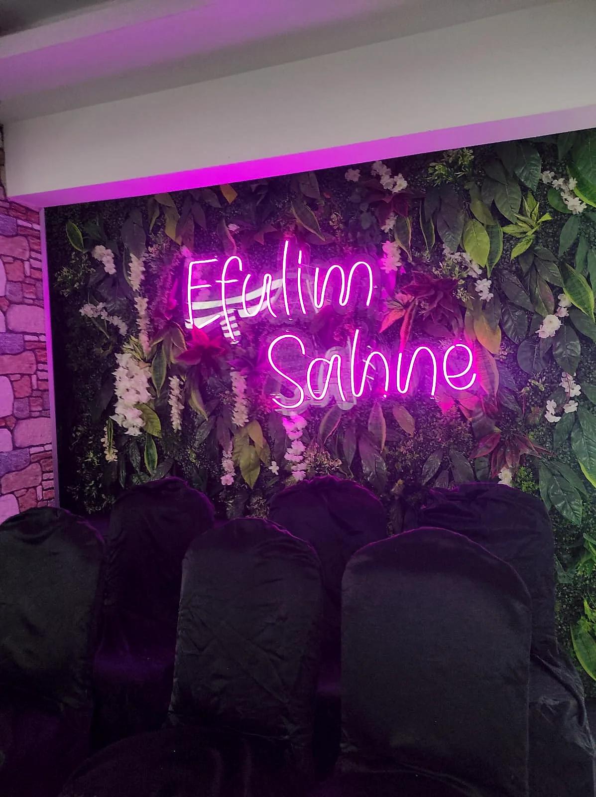 Efulim — Neon Tabela