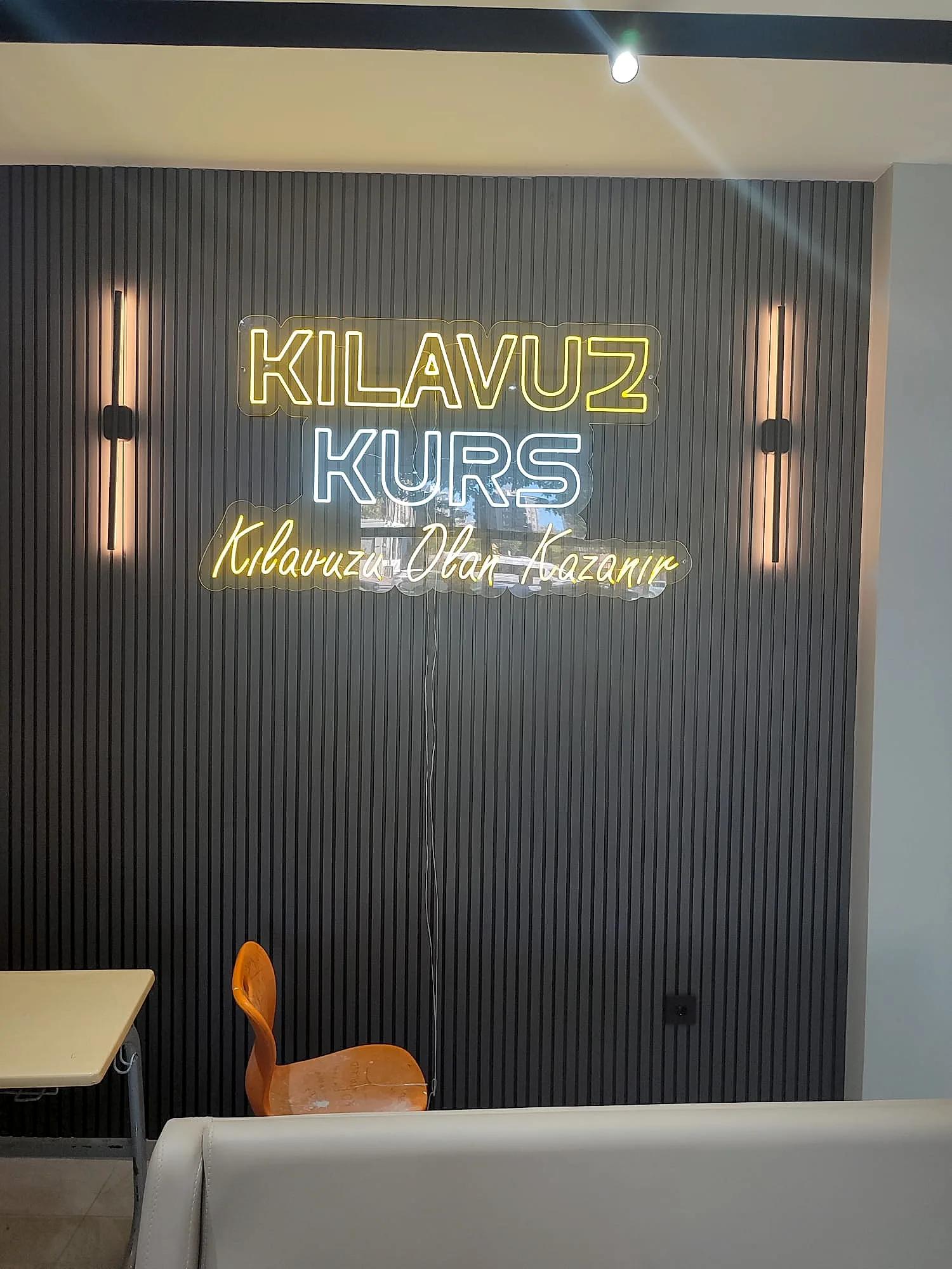 Kılavuz Kurs — Neon Tabela