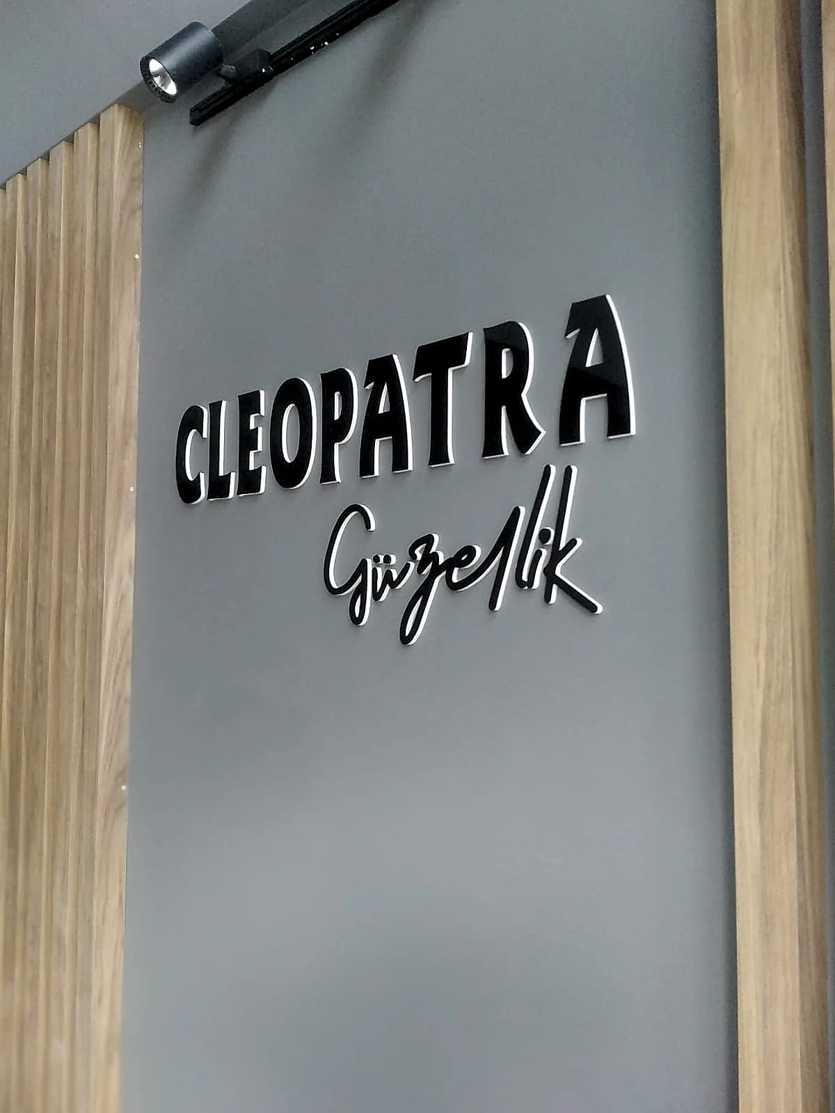 Cleopatra — Foreks + Pleksi Uygulama