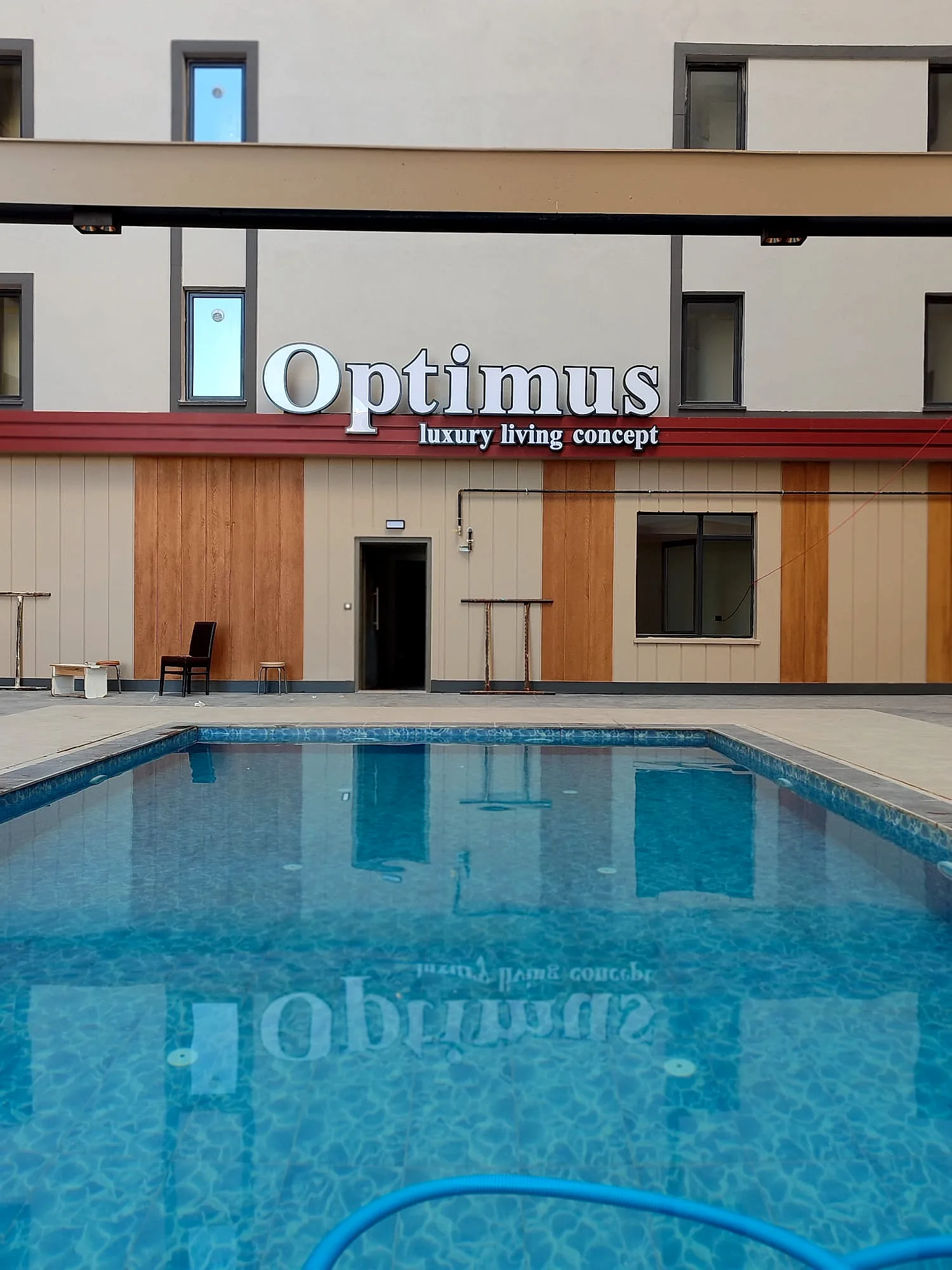 Optimus Luxury Living Concept — Kompozit Kutu Harf