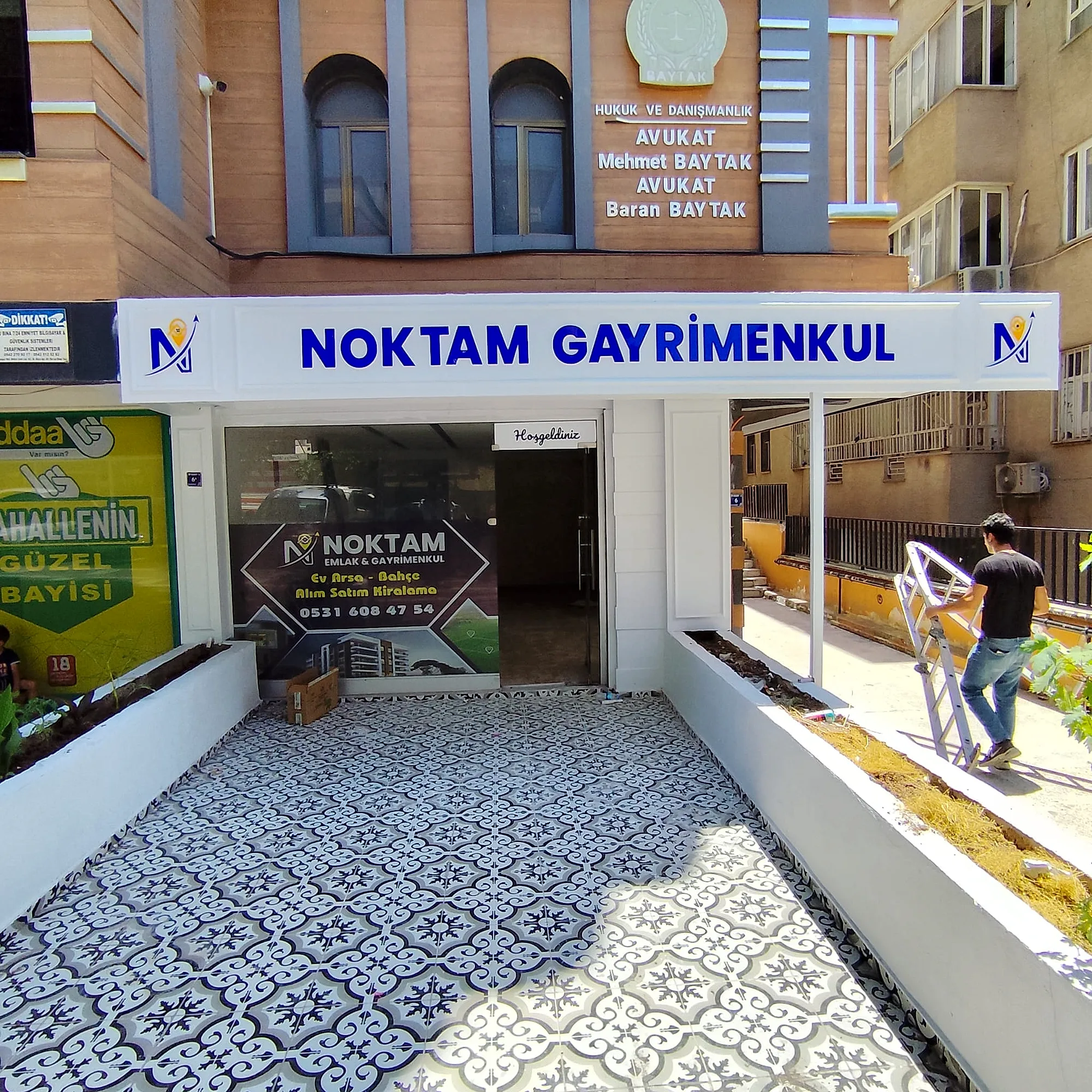 Noktam Gayrimenkul — Light Box